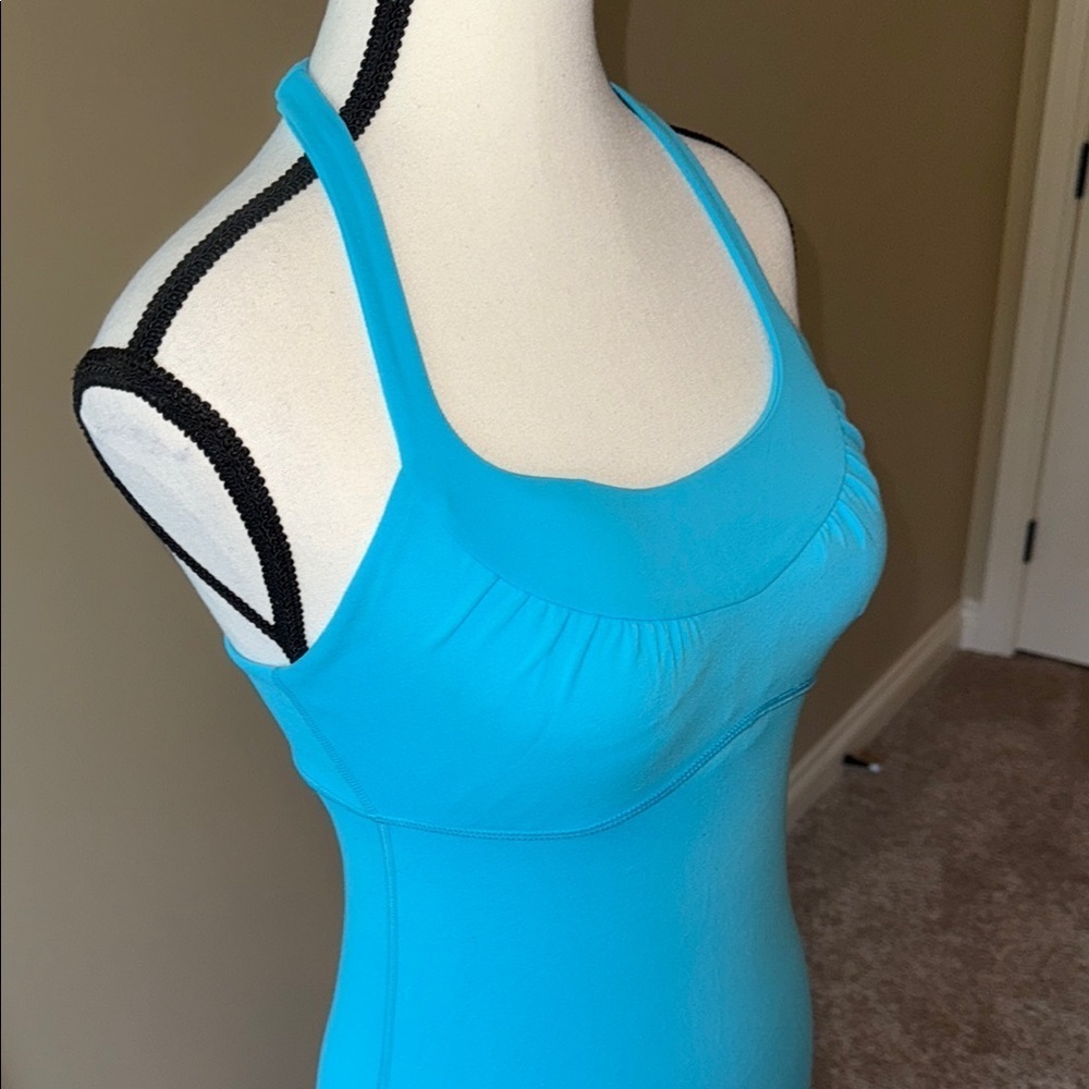 Lululemon Scoop Me Up Spry Blue Tank Top Women's - Picture 4 of 12